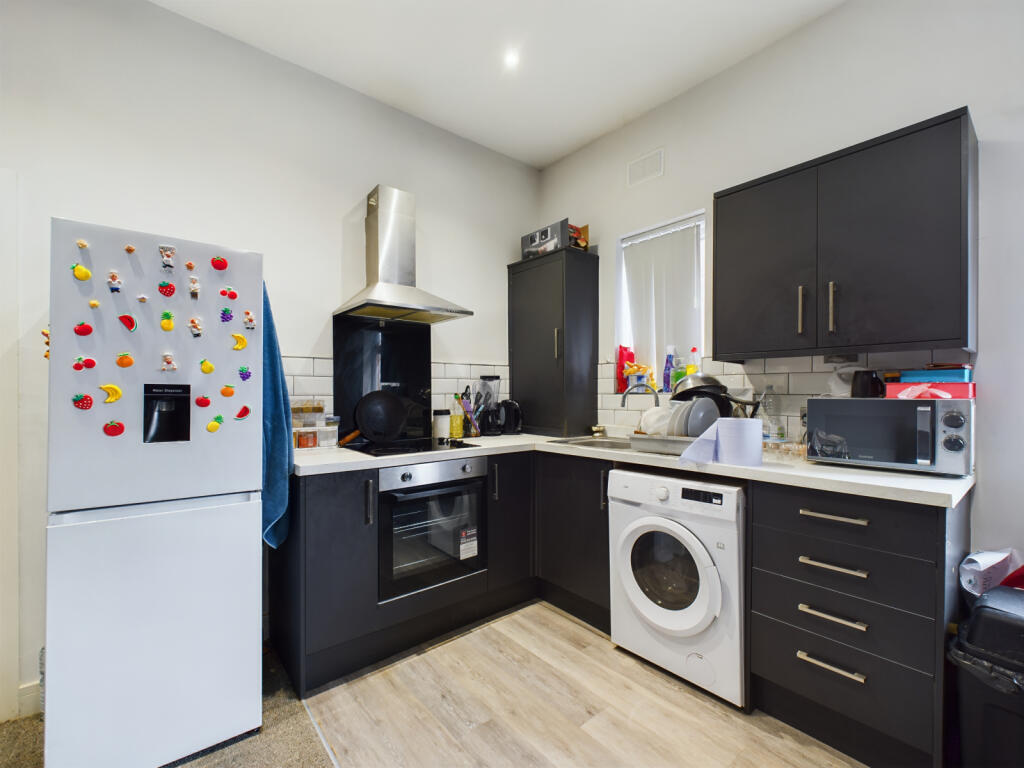Modern One Bedroom Apartment to Rent