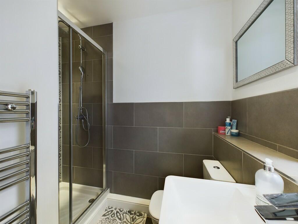 CAM01835G0-PR0096...