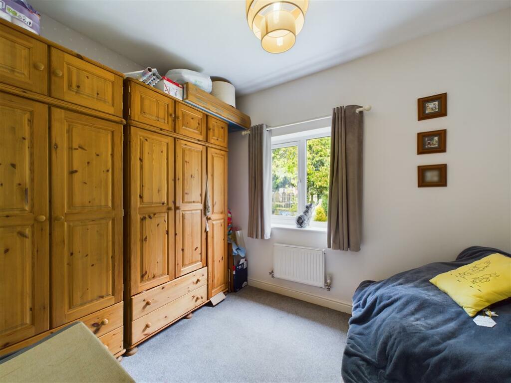 BEDROOM 3