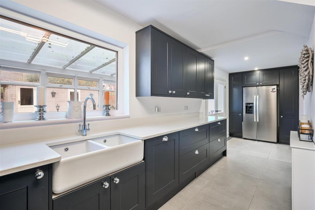 ATROBUS CLOSE, 1- (19).jpg