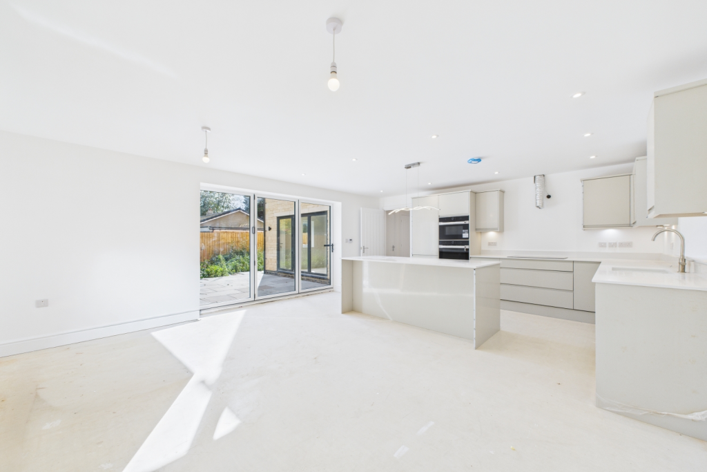 EweMove - Spalding - Pinstock Lane - Open Plan Liv