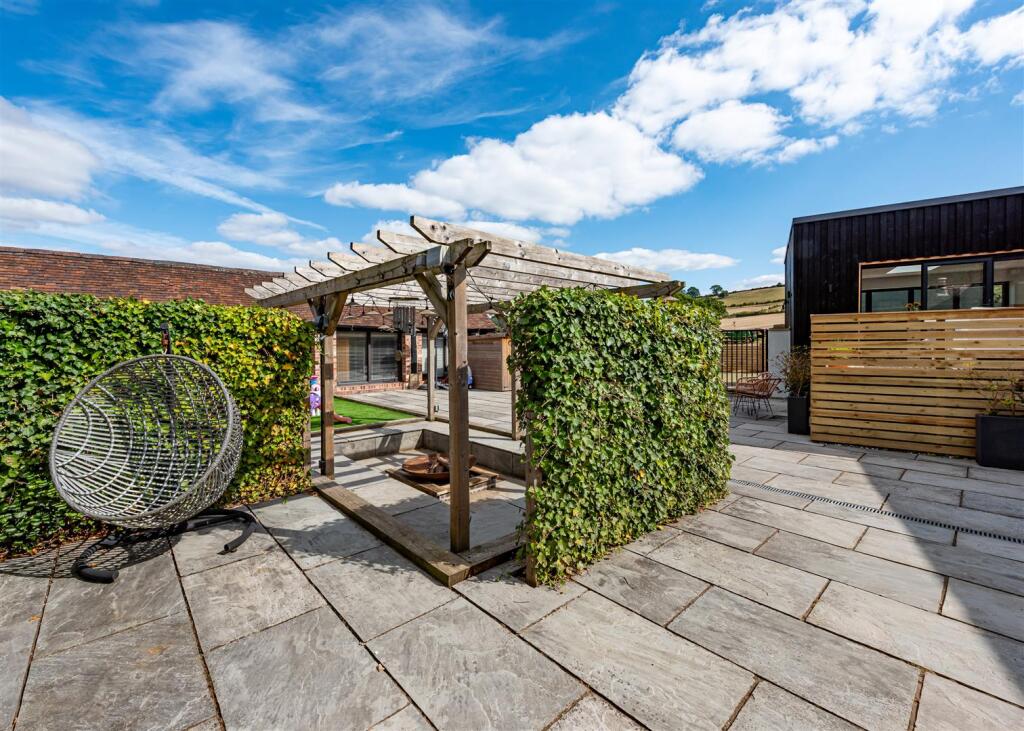 The Fold Yard-external-05.jpg