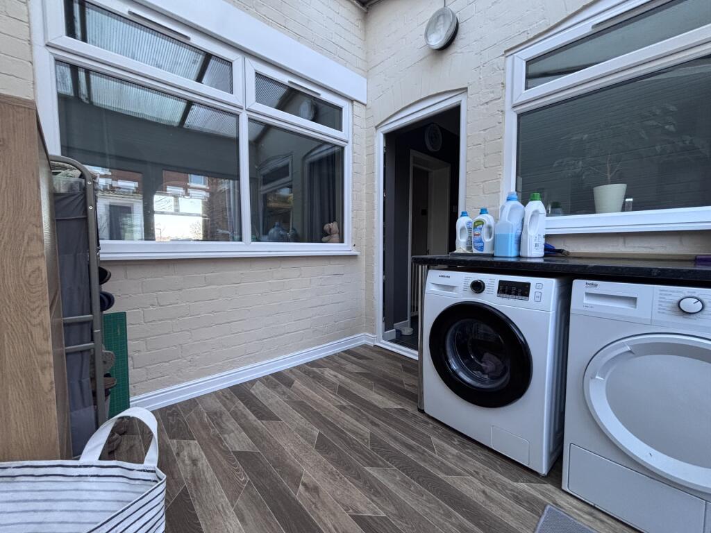 Lean-to