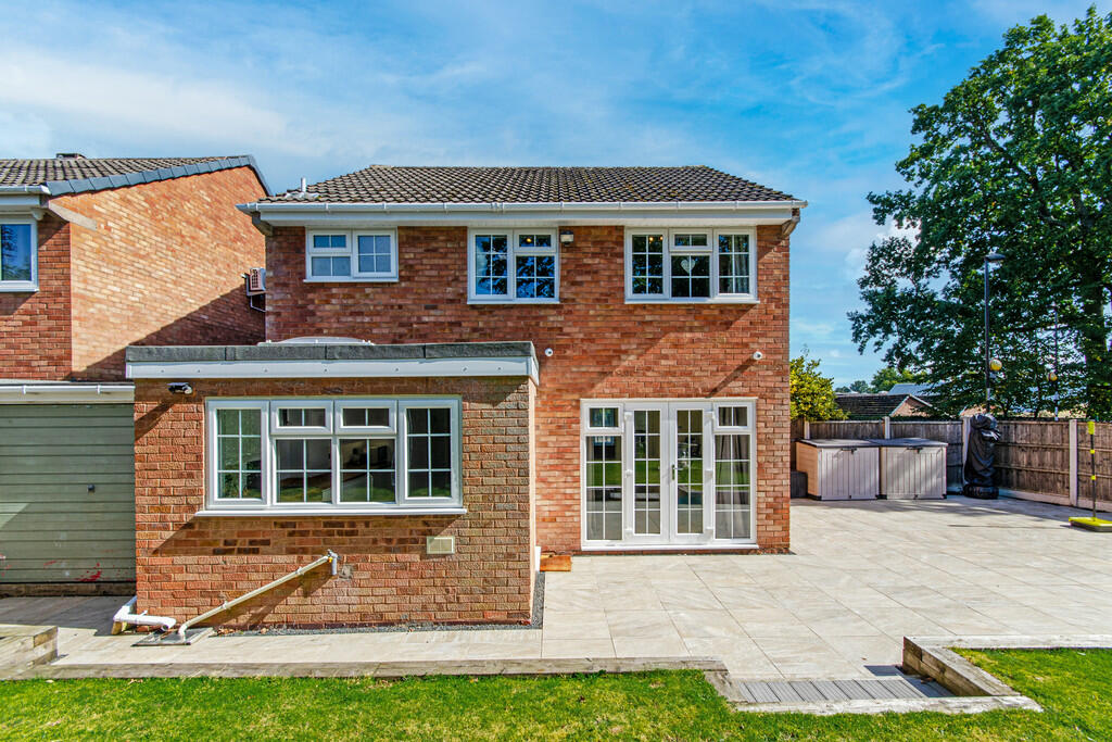 1 Monkspath, WALM...