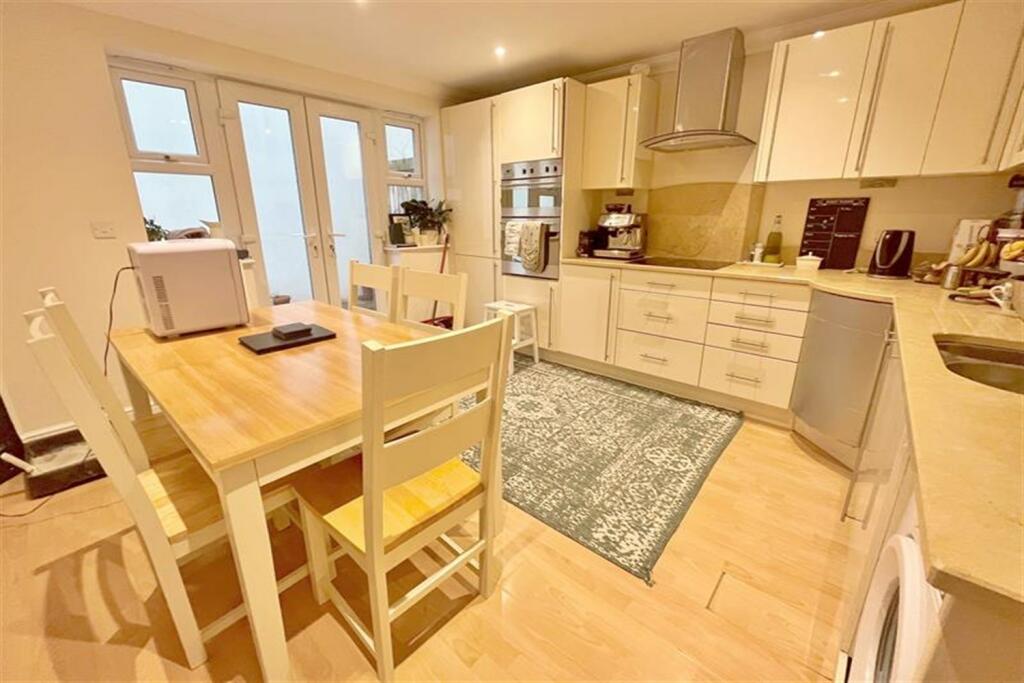 Kitchen.Diner