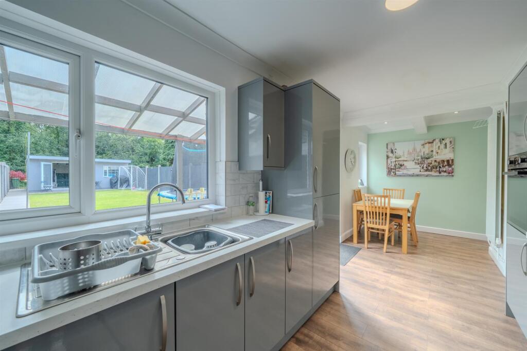 110 Fields Road-18.jpg