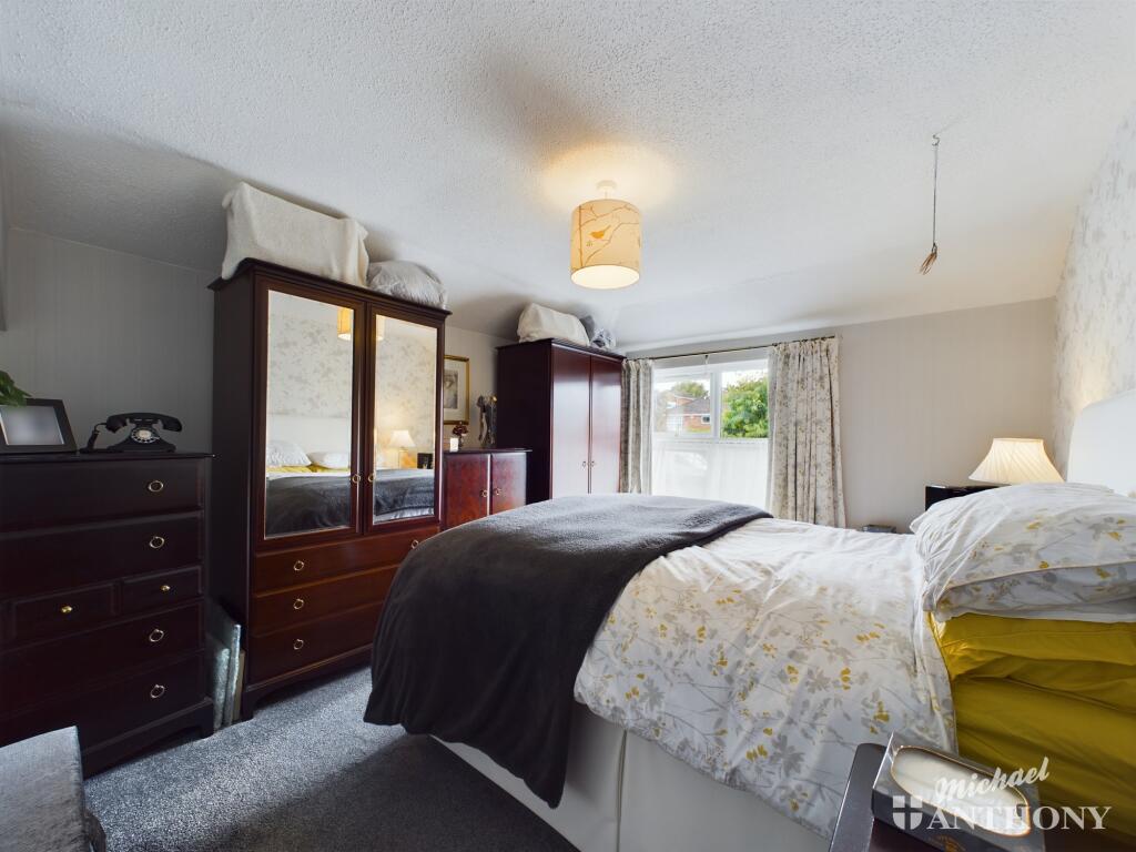 CAM02773G0-PR0141-STILL011