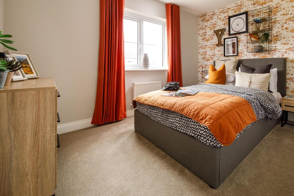 Fourth double bedroom