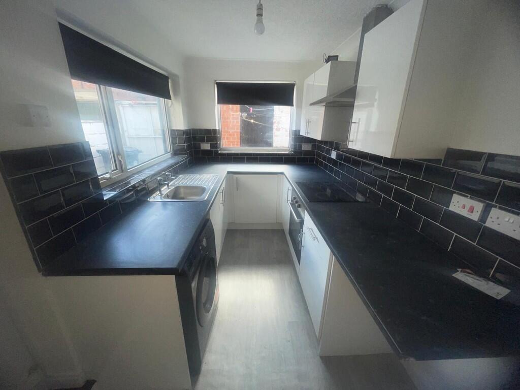 882753ec-f82f-444...