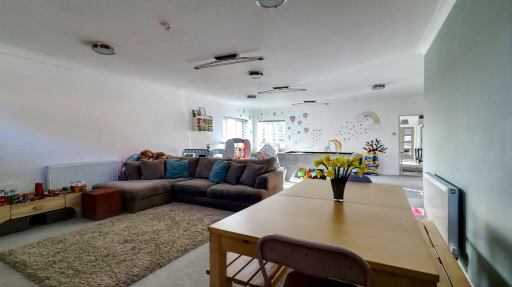 17. Games Room 2