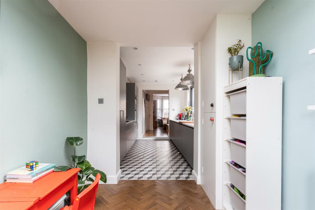 59 Fairbourne Road,-22a.jpg