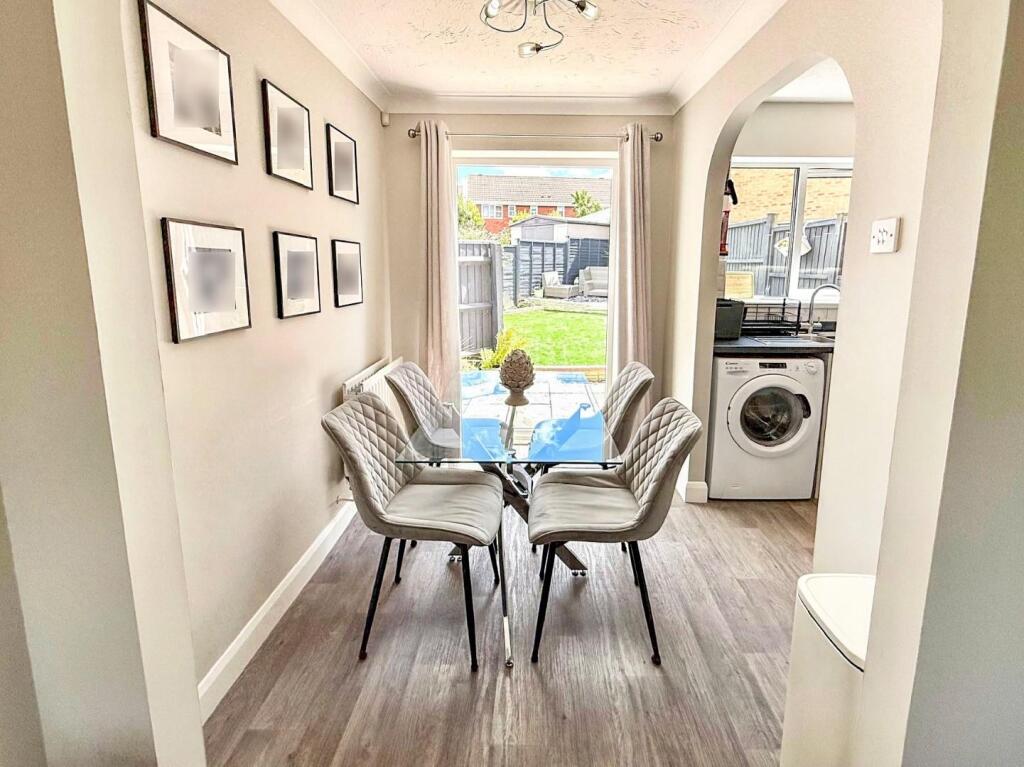 22 Coopers dining area.jpg