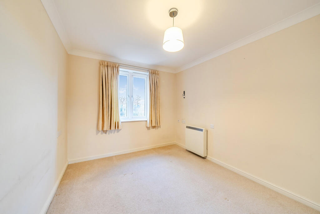 1394763-11-694bff...