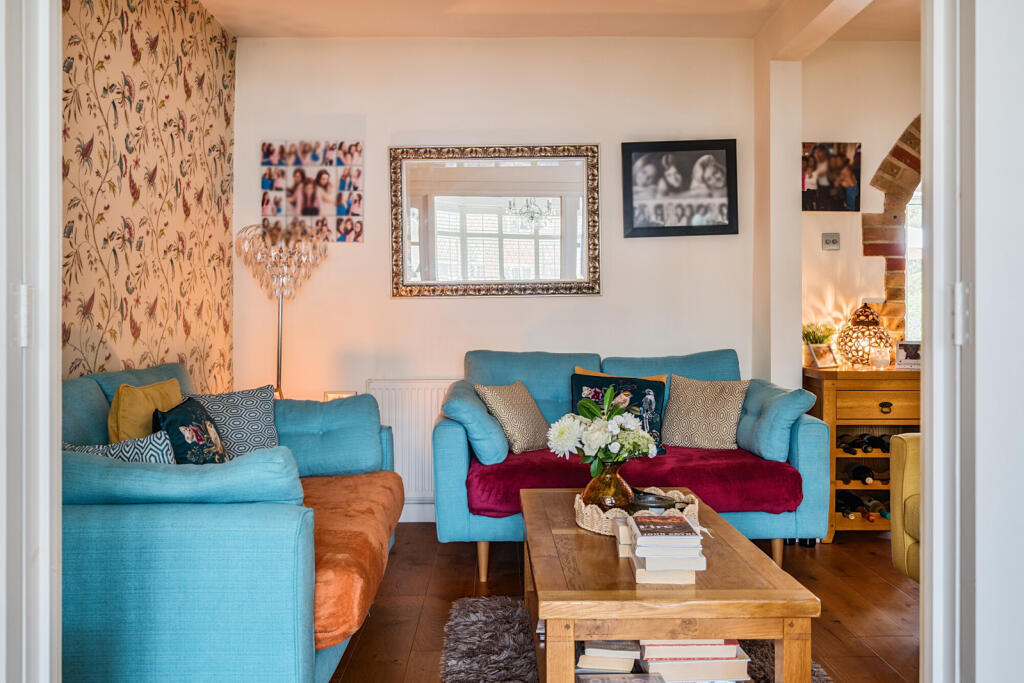 1332665-2-688ca78...