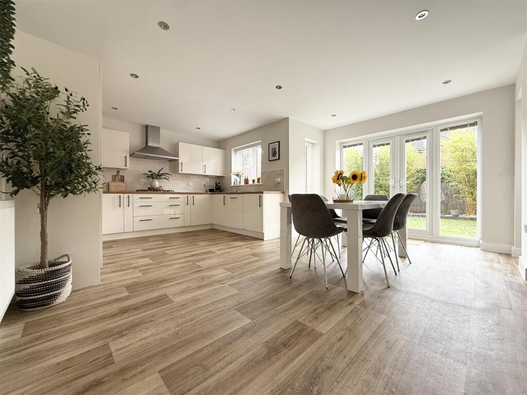 Family Living Kitchen