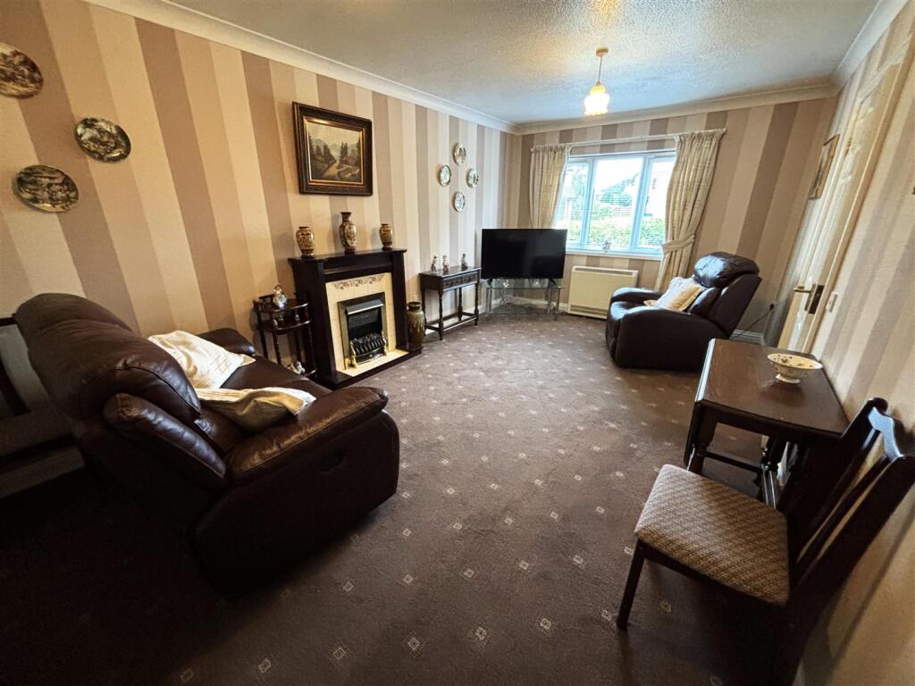 image00005 light.JPG