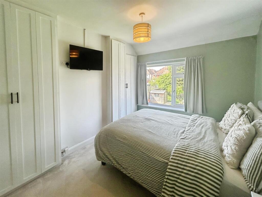 b210b574--4B1D-857A-BBF29A1D768E-26249-000017252B5