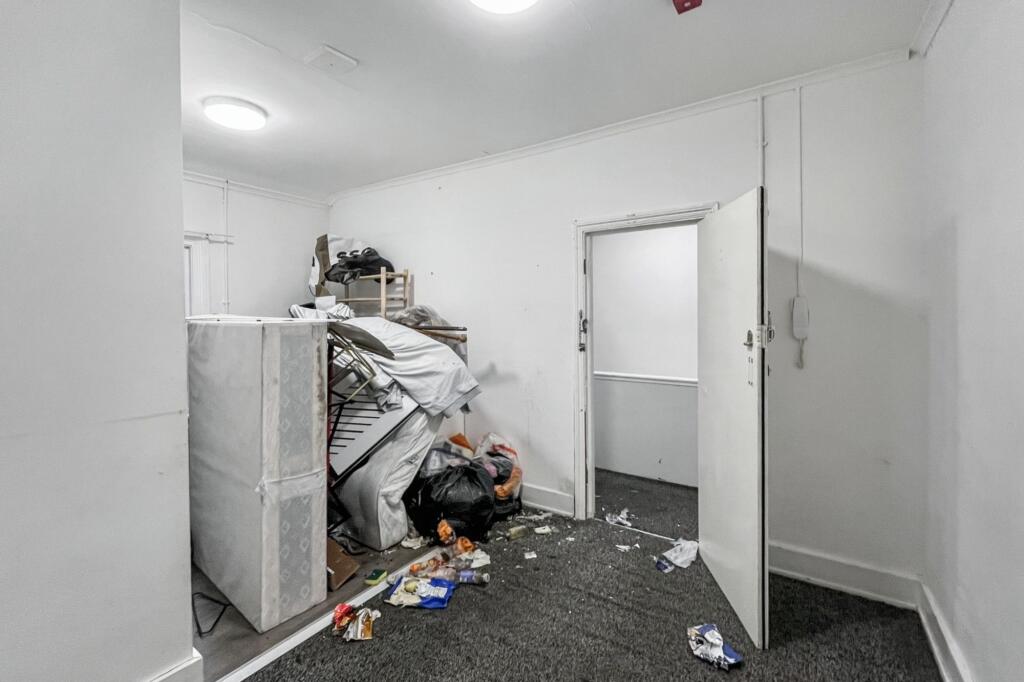 304A High Street, Sutton, Surrey, SM1 1PQ