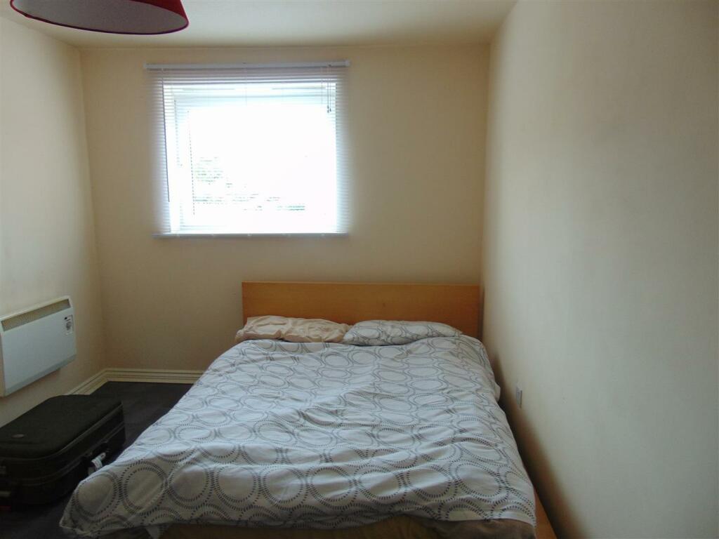 Bedroom.jpg