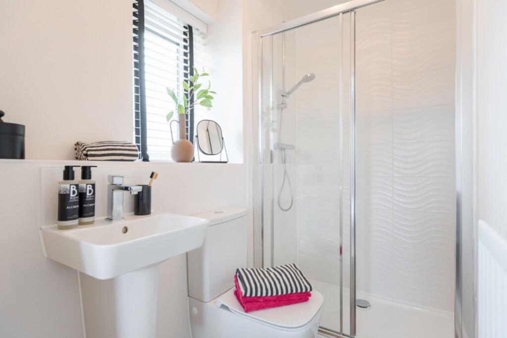 Illustrative ensuite