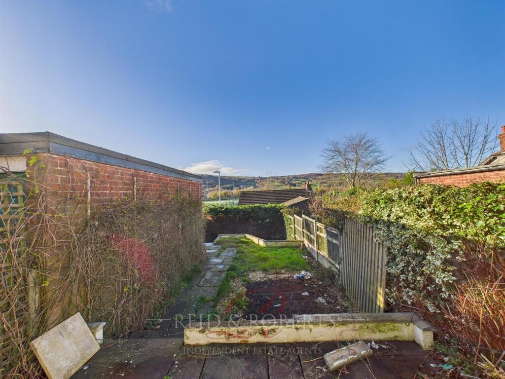 CAM05148G0-PR0106-STILL022.jpg