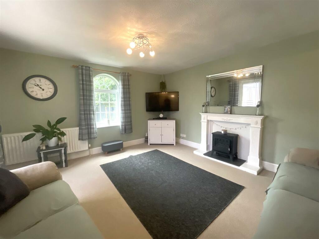 Living Area.jpg