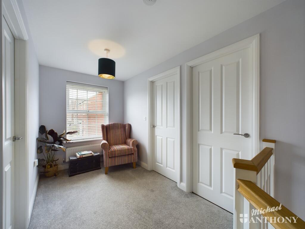 CAM02773G0-PR0093-STILL005