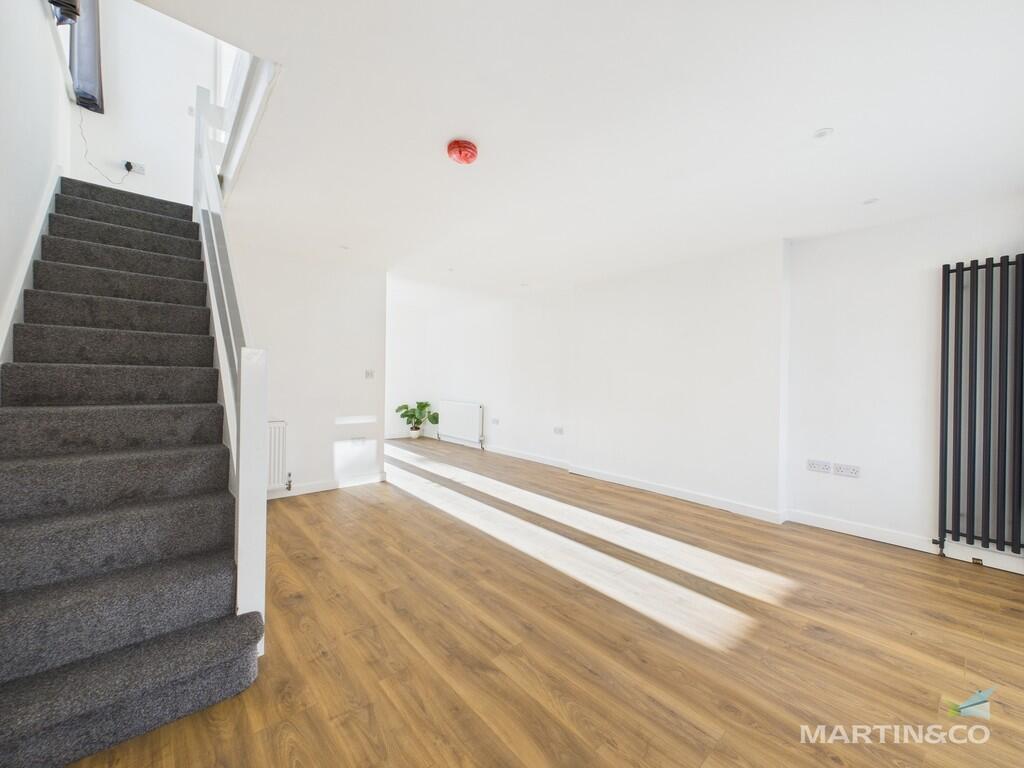 CAM03111G0-PR0405...