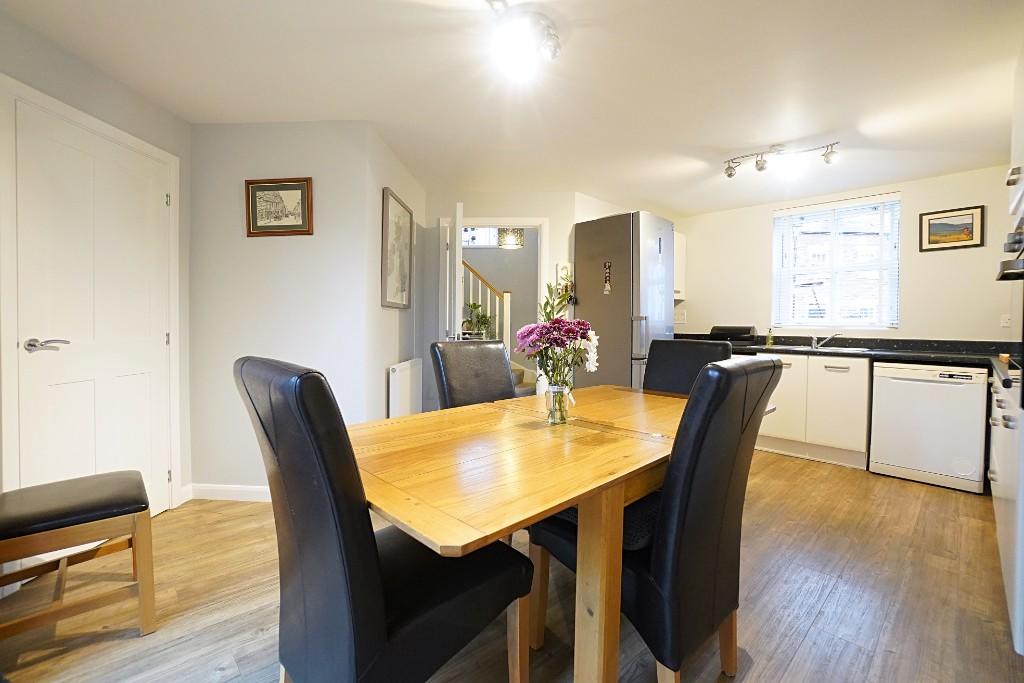 Kitchen dining room
