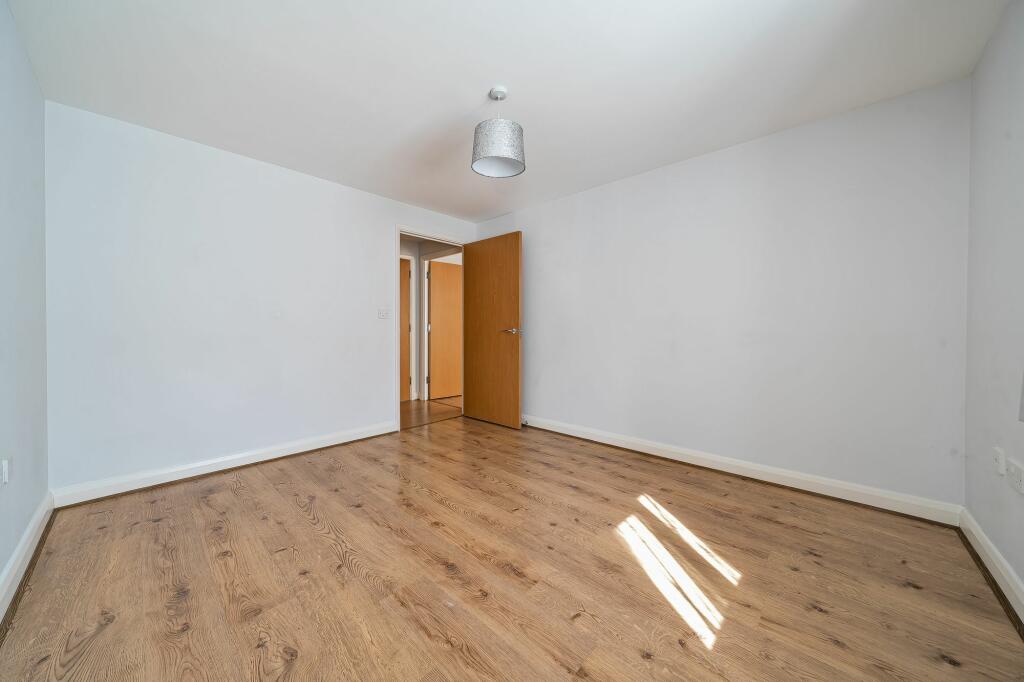 Bedroom (2)