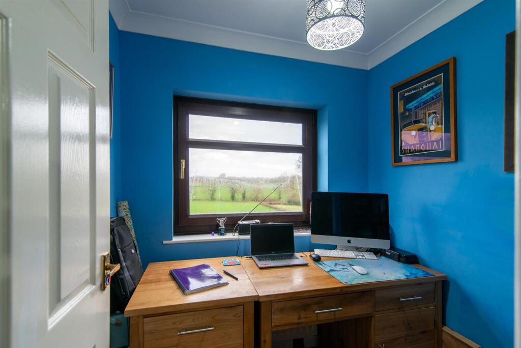 Nursery/Bedroom/Study
