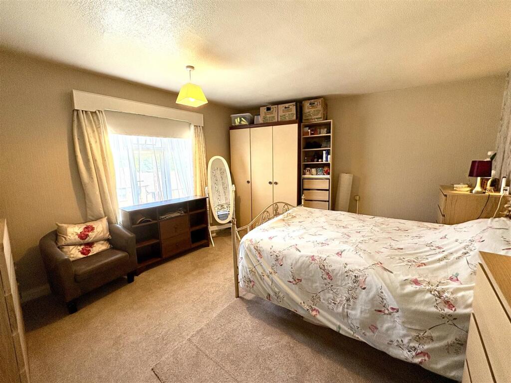 Bramleys Estate Agents - Rayner Road - Brighouse (