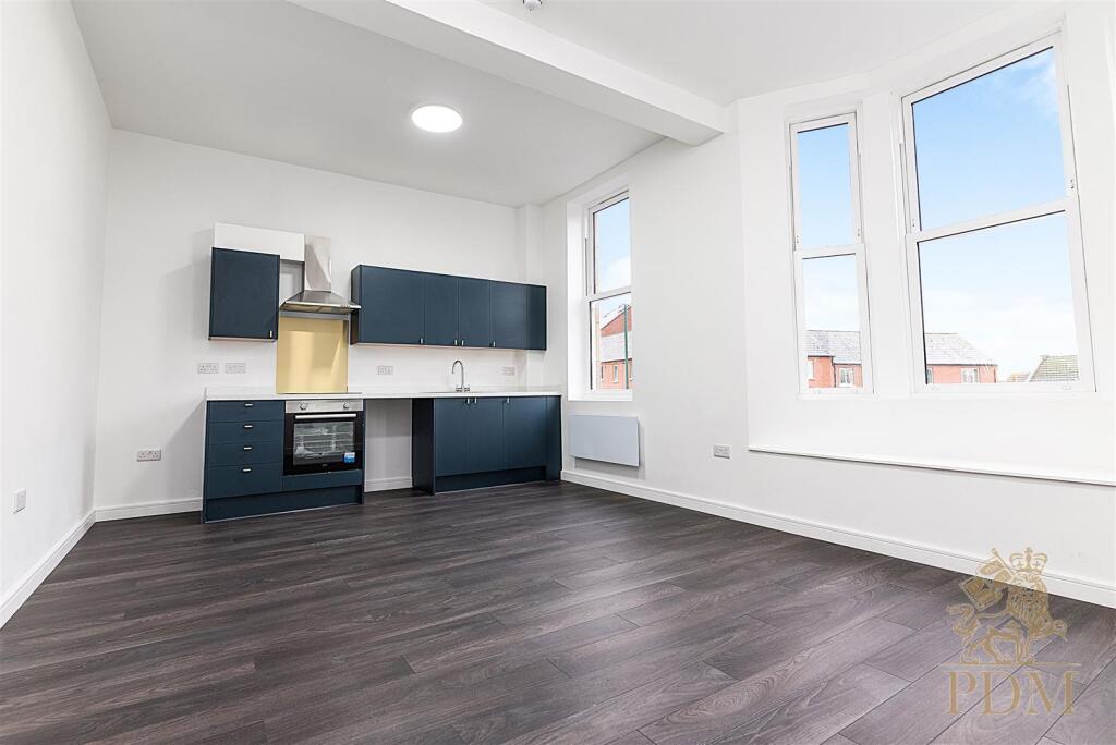 Bank Apartments Peveril St Nottingham NG7 4AH
