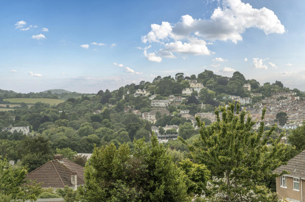 1311008-3-684c2c2...