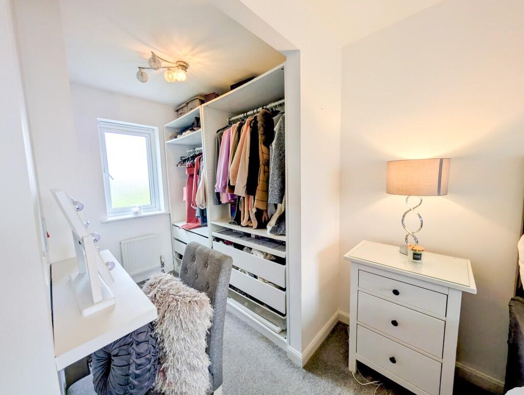 DRESSING AREA