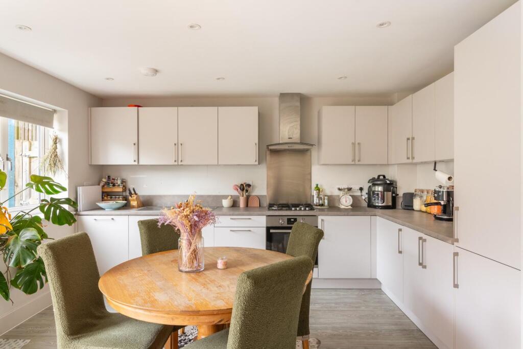 Anchor Avenue-10.jpg