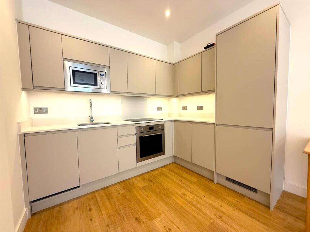 WhatsApp Image 2025-06-17 at 17.09.35_84447bbc.jpg