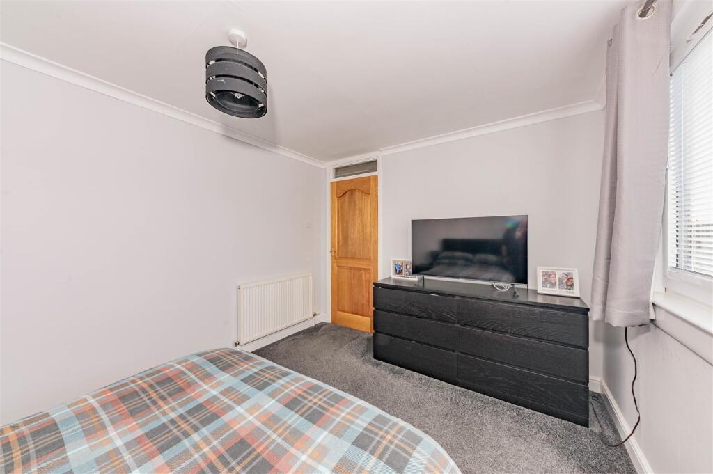 16 Elmgrove Monifieth-13.JPG