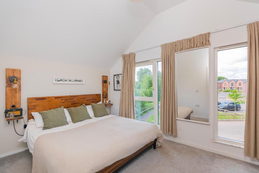 0L1WKE - Bedroom I.jpg