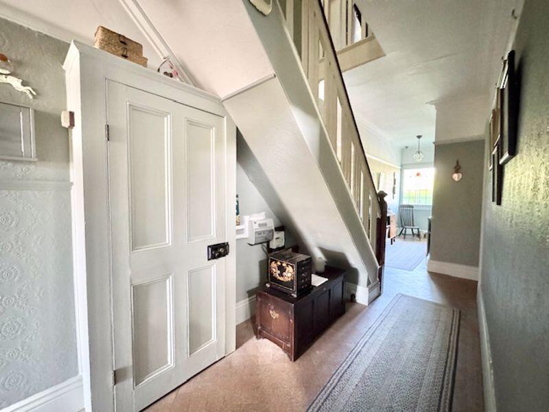 Entrance hall view 2