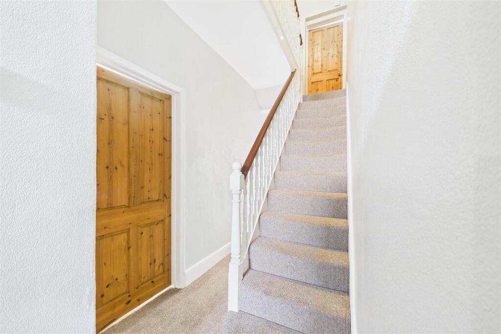 29 Queen Victoria Road Westbury Park, Bristol, BS6