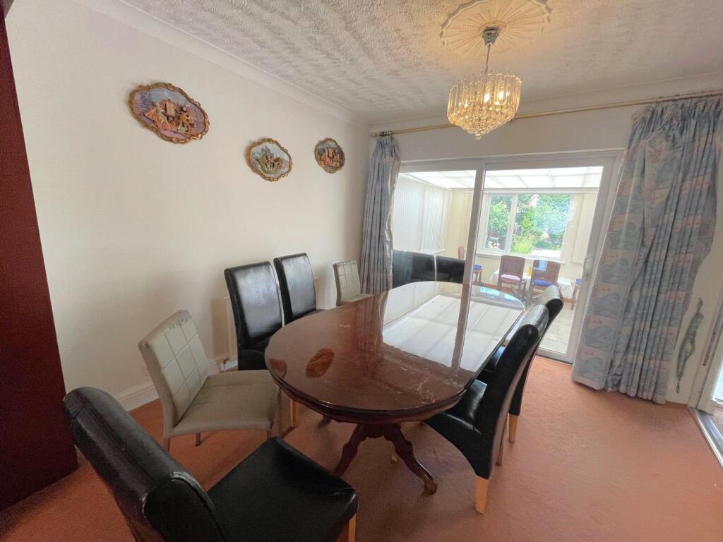 Dining Room (2)