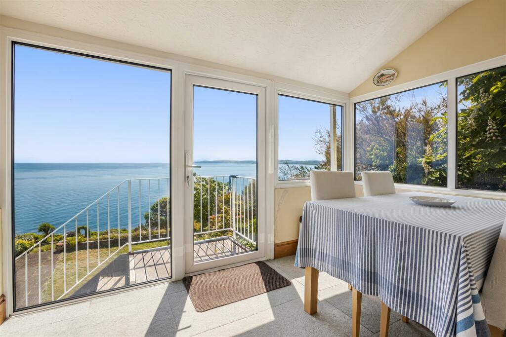 A22 - Briar Cottage Overseas Estate - 230517.jpg