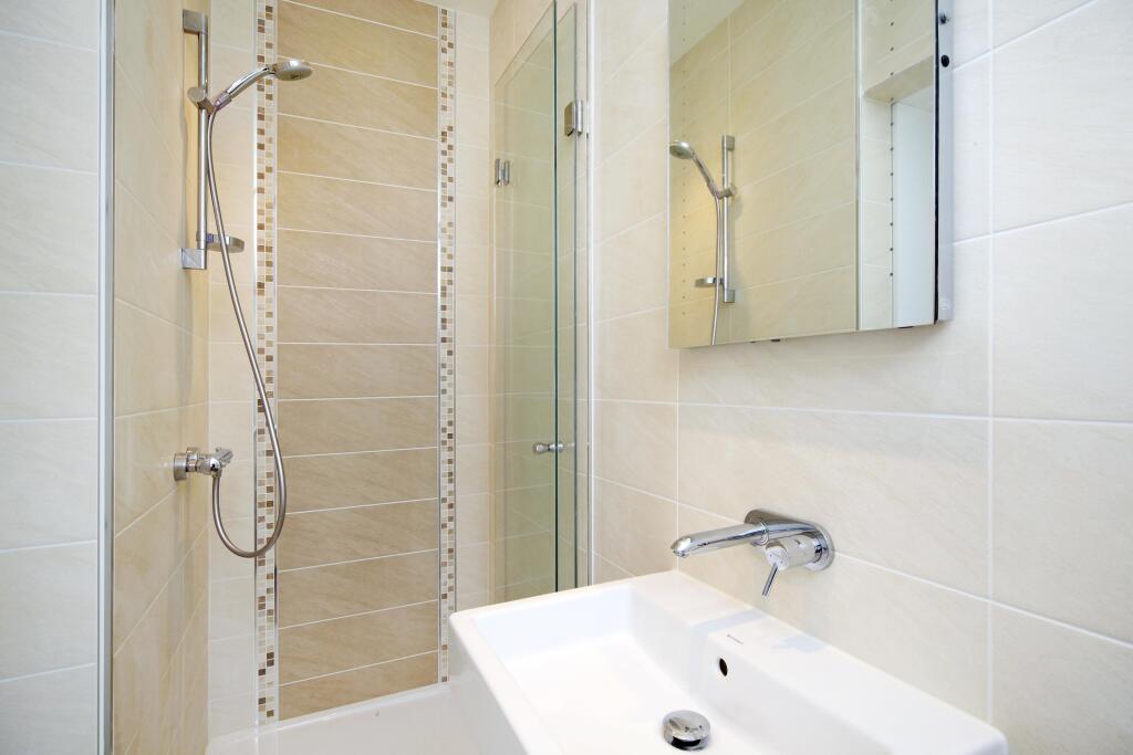 En suite 2