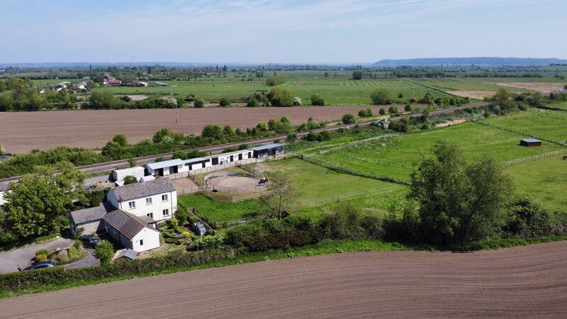 LAND/HOUSE