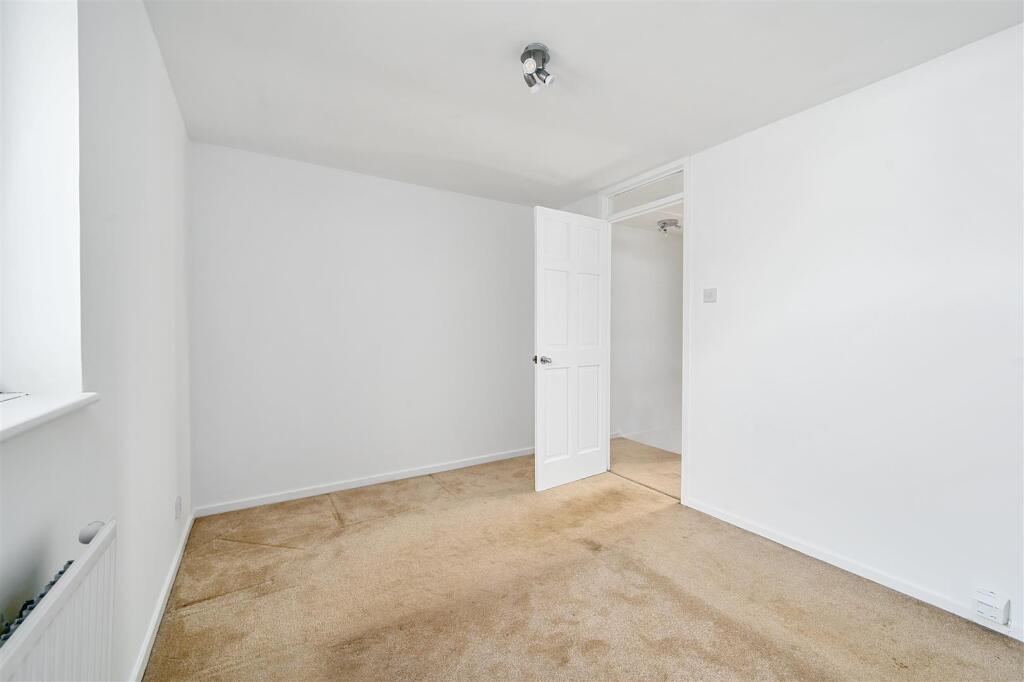 Hillcroft, Portslade, BN41 (14).jpg