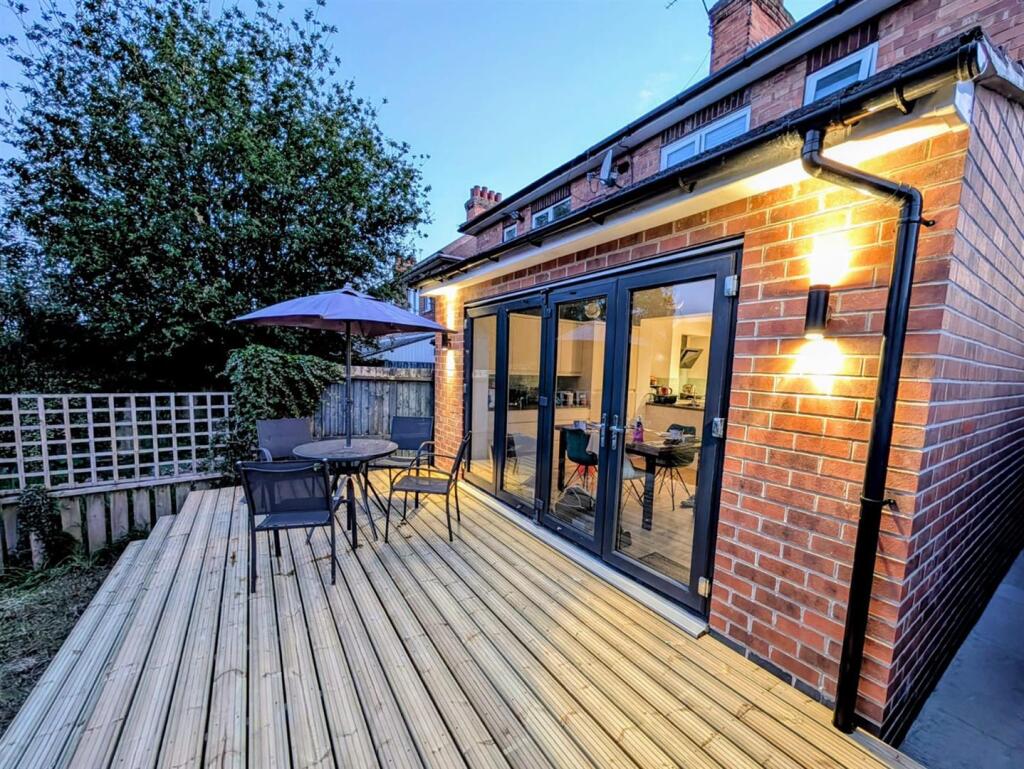 DAMIAN GRAHAM_184_RAVENS_01.jpg