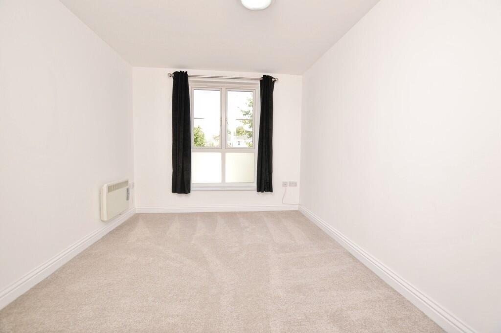 ad2b6143-Bedroom ...