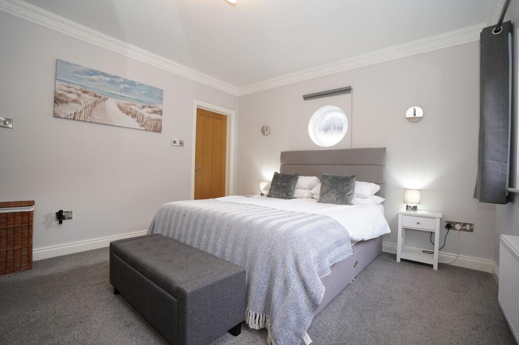 Swans Nest Bedroom