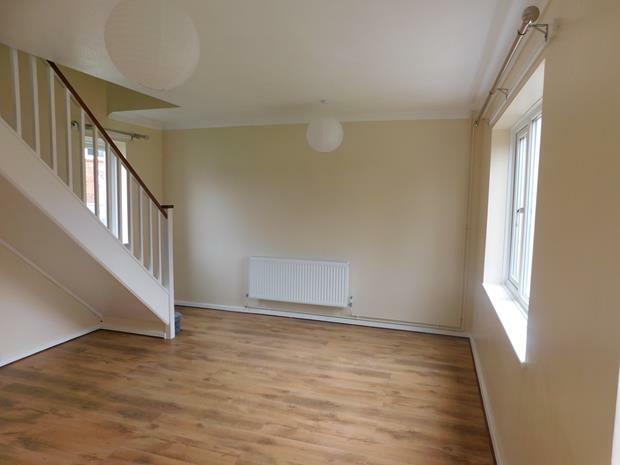 33EnnerdaleRdLounge2